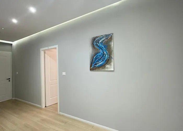 Saranda Apartments בית הארחה
