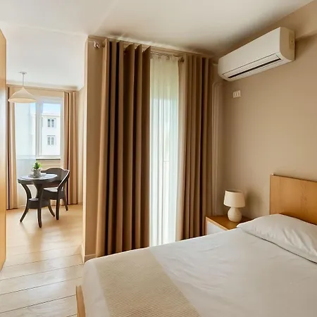 Saranda Apartments 3*